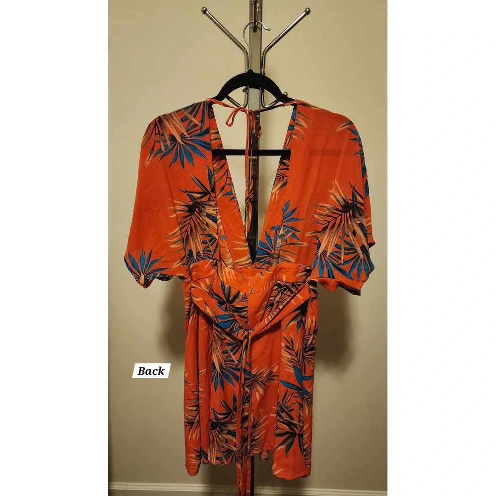 Tropical Palm Print V-Neck Romper Orange Tie Open Back‎ Size L Resort Vacation